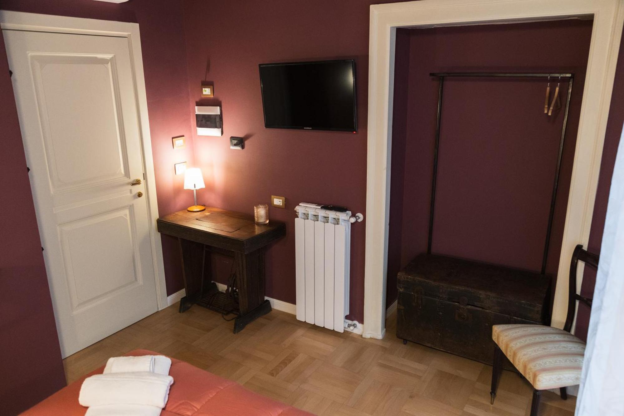 I Leoni Di Rosaroll Bed & Breakfast Наполи Екстериор снимка