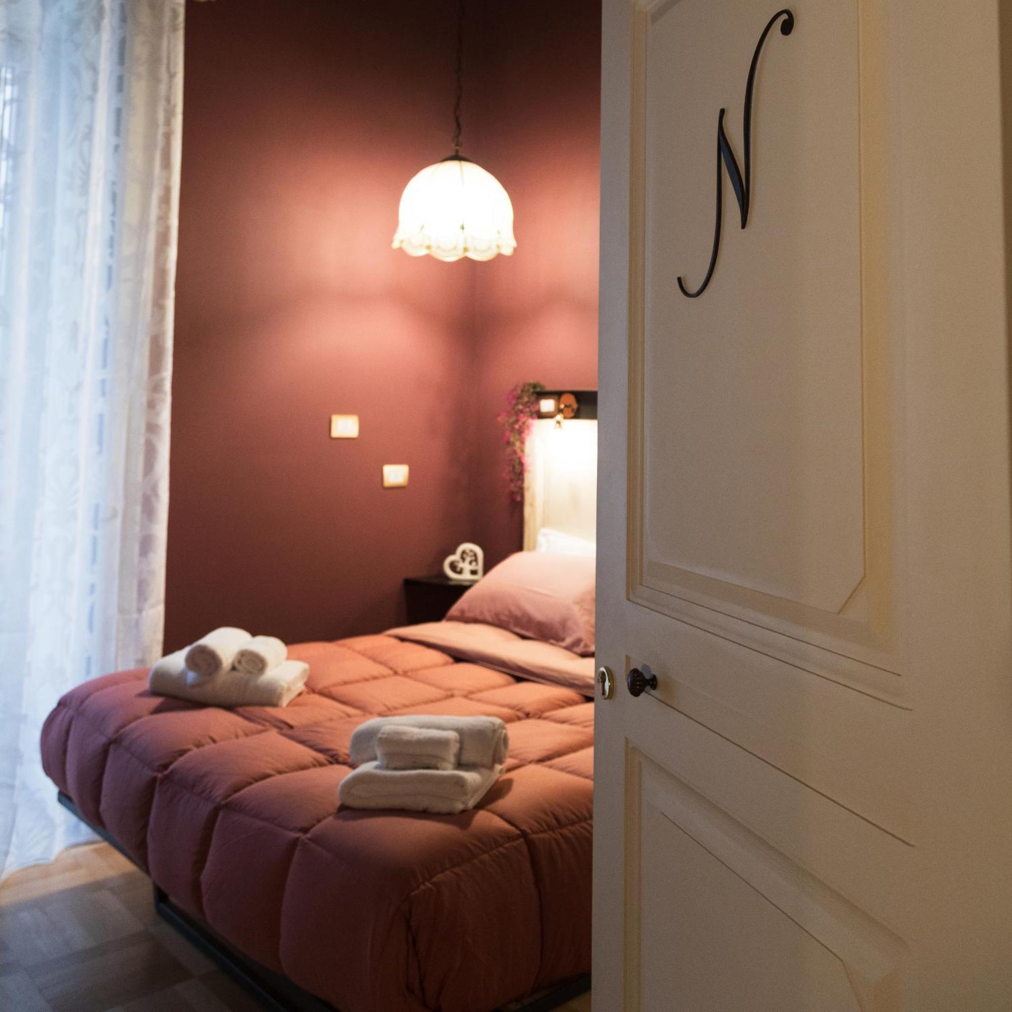 I Leoni Di Rosaroll Bed & Breakfast Наполи Екстериор снимка