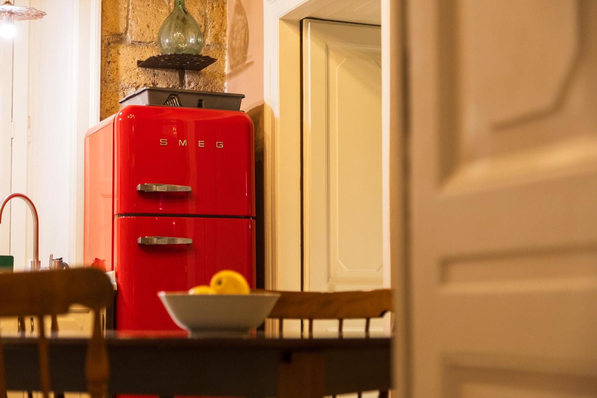 I Leoni Di Rosaroll Bed & Breakfast Наполи Екстериор снимка