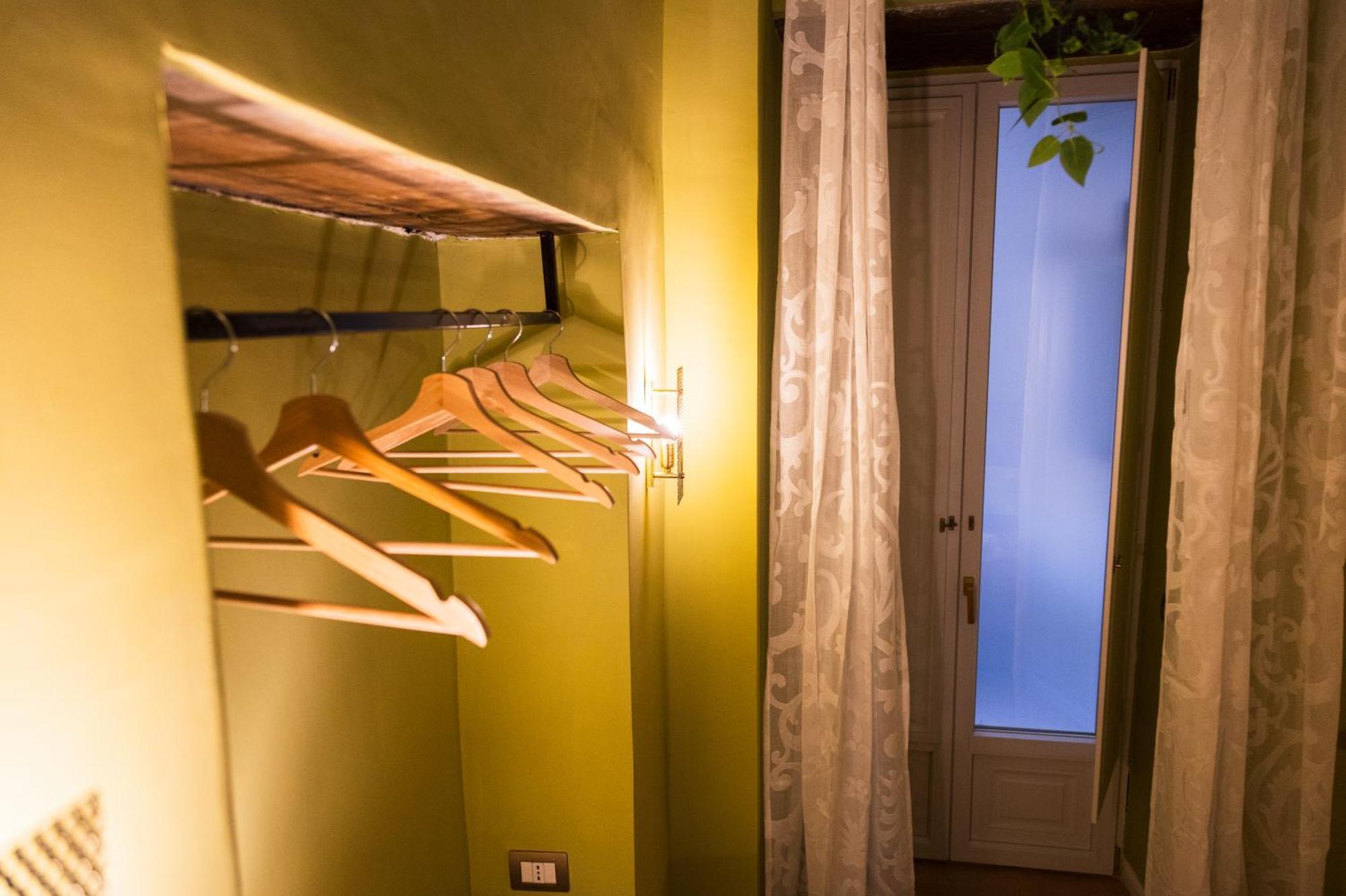 I Leoni Di Rosaroll Bed & Breakfast Наполи Екстериор снимка
