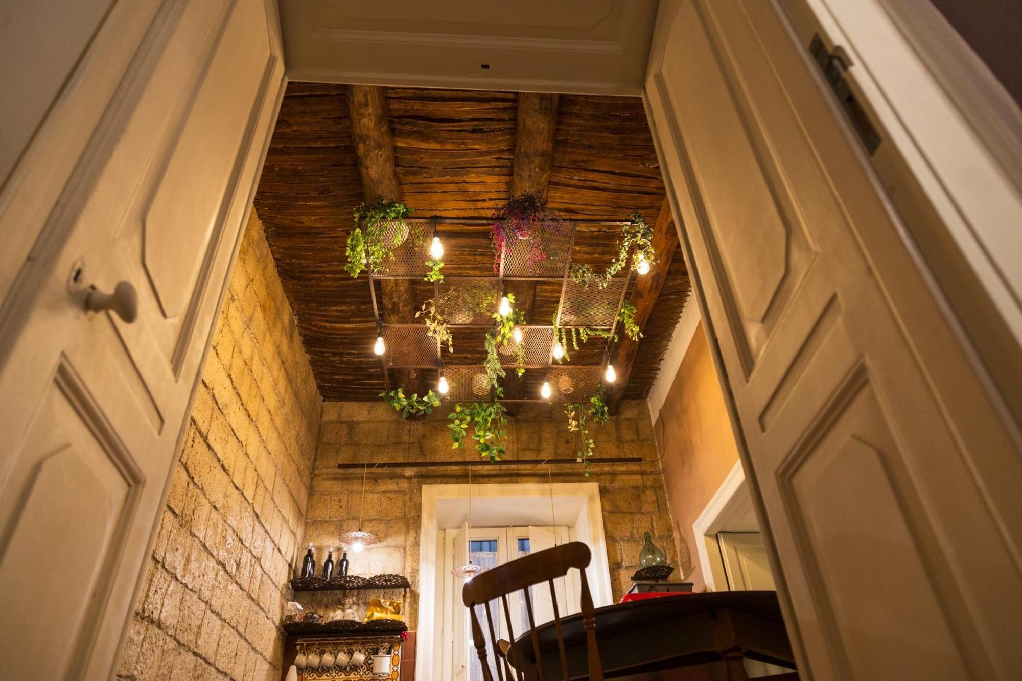 I Leoni Di Rosaroll Bed & Breakfast Наполи Екстериор снимка