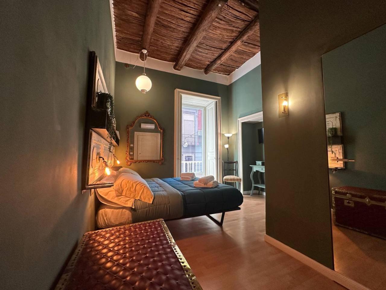 I Leoni Di Rosaroll Bed & Breakfast Наполи Екстериор снимка